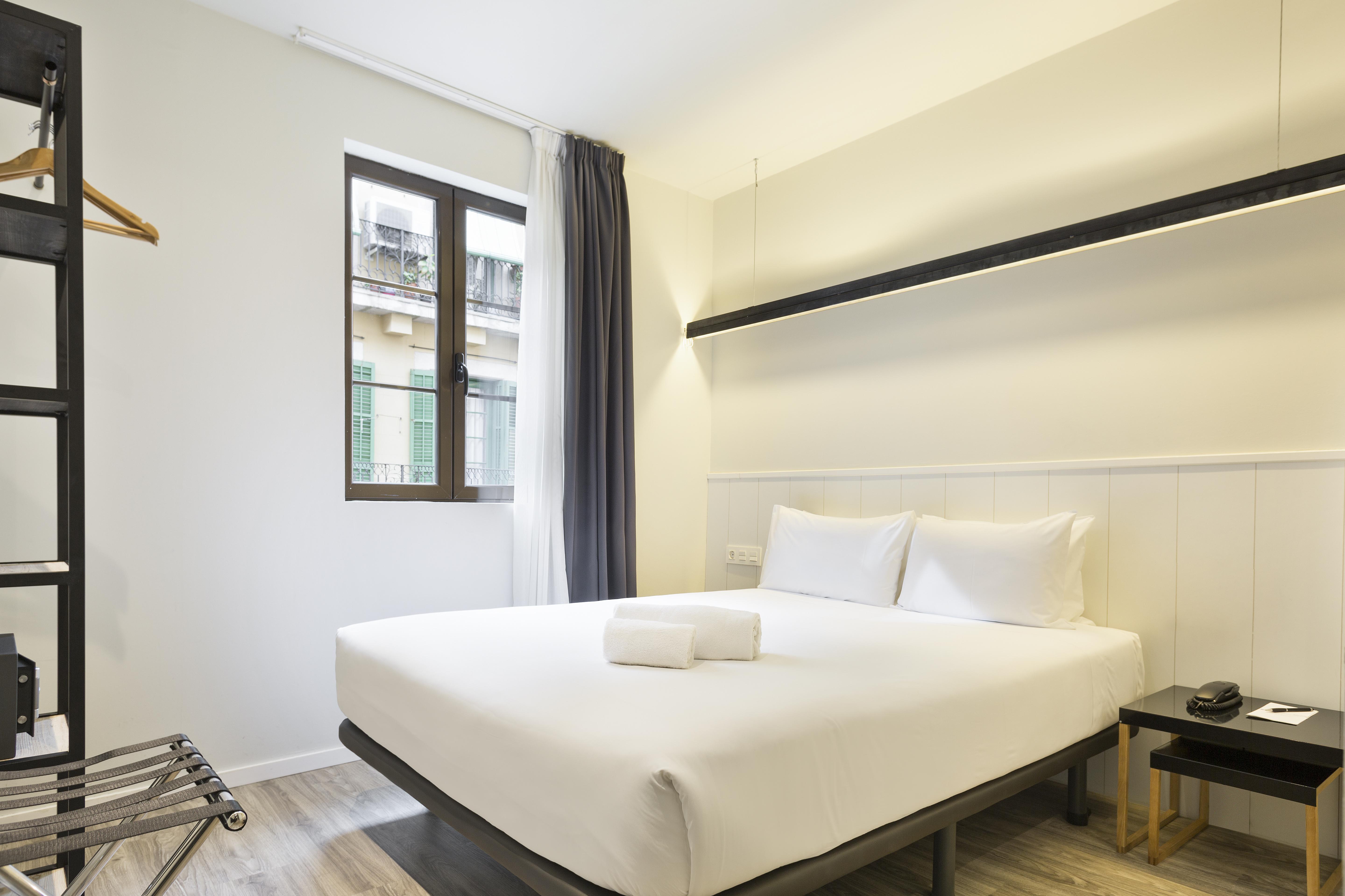 Acta Bcn 40 Hotel Barcelona Exterior photo